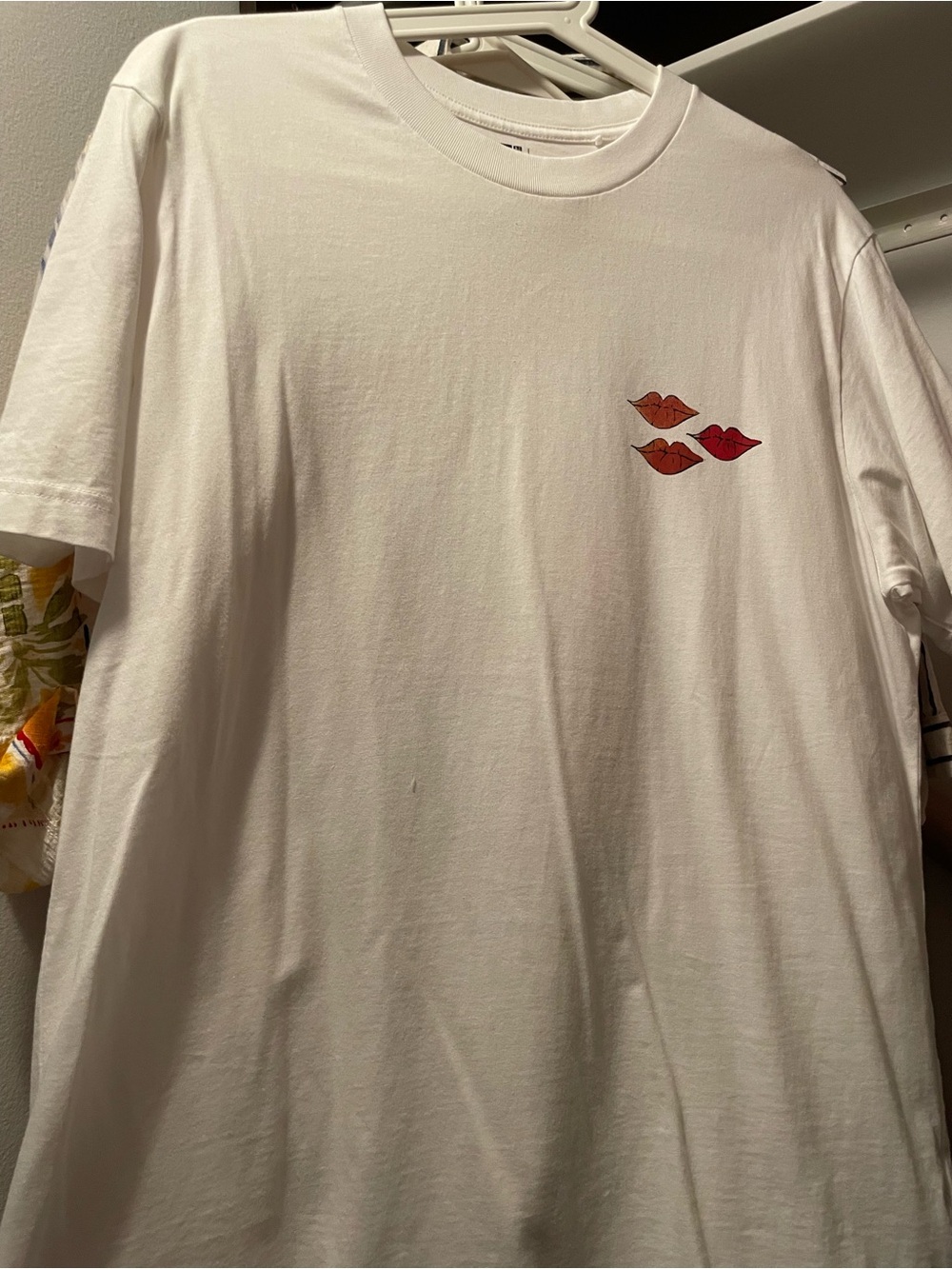 White Graphic Crewneck T‑Shirt with Red & Orange Lip Print